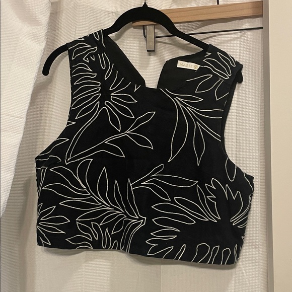 Marie Oliver Cropped Black & White Tank - Picture 1 of 3
